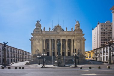 ALERJ binası olarak da bilinen Tiradentes Sarayı 'nın ön manzarası Rio de Janeiro, Brezilya