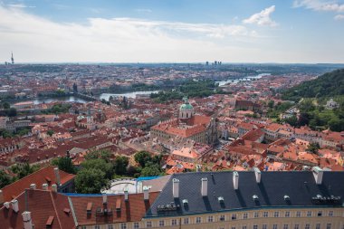 Prag şehir manzarası St Vitus Katedrali 'nin Büyük Güney Kulesi Prag, Çek Cumhuriyeti