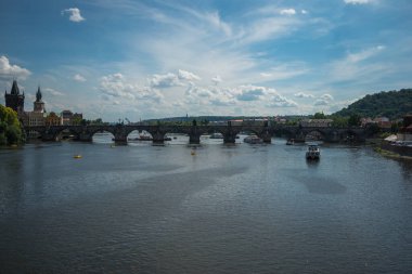 Prag, Çek Cumhuriyeti, Haziran 2019 - Vtlava Nehri 'nin güzel manzarası