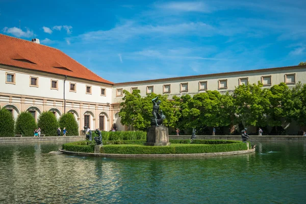 Prag Çek Cumhuriyeti Haziran 2019 Wallenstein Garden Güzel Bir Gölet — Stok fotoğraf