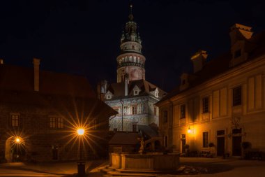 Cesky Krumlov 'un gece görüntüsü - Cesky Krumlov, Çek Cumhuriyeti