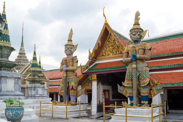 Grand Palace Bangkok Thailand November 2017 View Giants Statues Palace —  Fotos de Stock