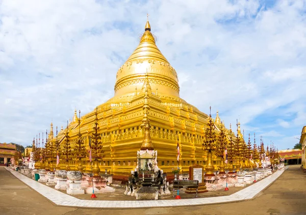 Nyaung Myanmar November 2017 View Shwezigon Pagoda Beautiful Buddhist Temple —  Fotos de Stock
