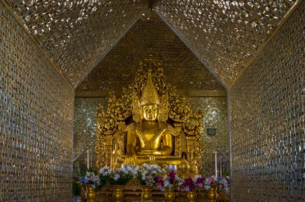 Sanda Muni Pagoda Mandalay Myanmar View Golden Buddha Statue —  Fotos de Stock