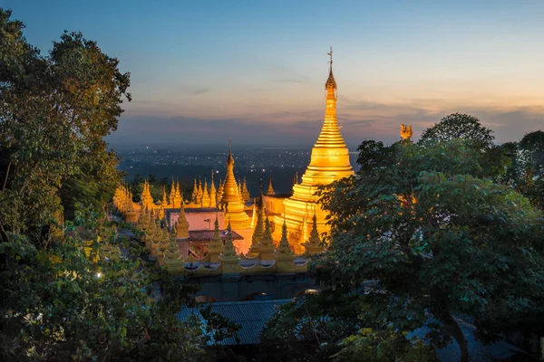 Mandalay Myanmar Vista Templo Mandalay Hill Durante Puesta Del Sol —  Fotos de Stock