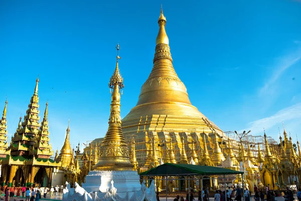 Yangon Myanmar November 2017 View Shwedagon Pagoda Main Stupa —  Fotos de Stock
