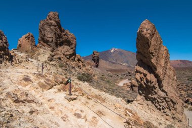 Güzel Roque Cinchado manzarası, Los Roques de Garcia olarak da bilinir - Santa Cruz de Tenerife, Kanarya Adaları, İspanya