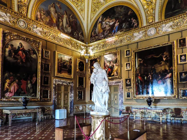 Florence Italy June 2017 View Beautiful Hall Palazzo Pitti — стоковое фото