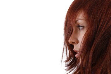 Genç ve güzel bir bayana yaklaş.