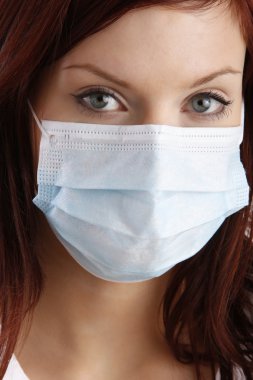 kadın beyaz maske