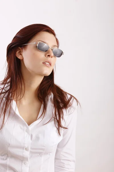 Mujer sexy con gafas de sol —  Fotos de Stock