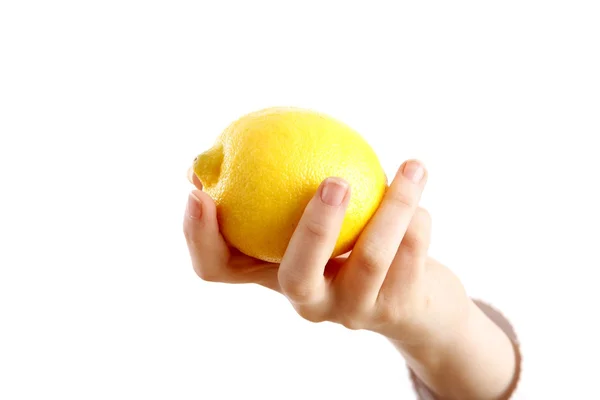 Kvinna med en citron — Stockfoto