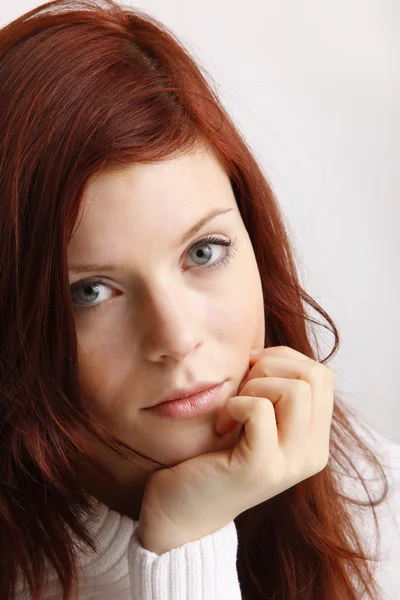 Closeup portrait of a sensual woman — Stock Photo, Image