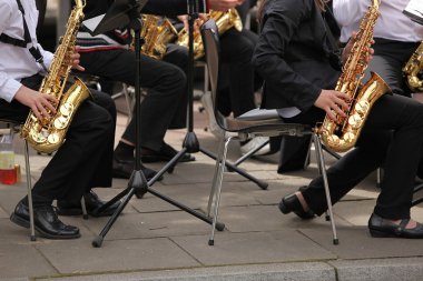 saksafon oyuncu eylemi