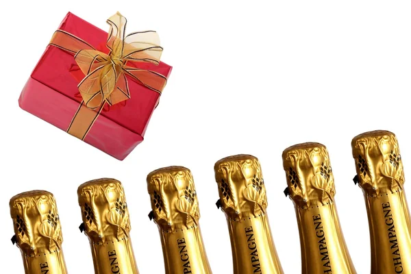 Champagne with gift — Stock Photo, Image