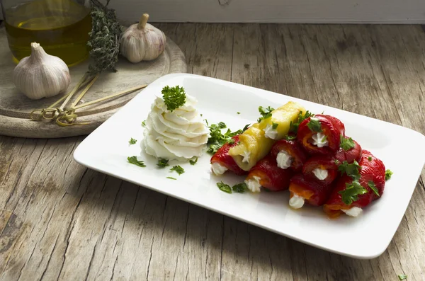 Ziegenkäse Paprika Rollen — Stockfoto