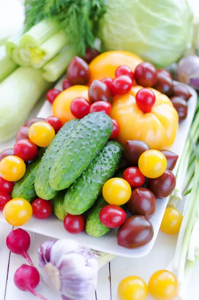 Fresh spring vegetables — Stock Photo, Image