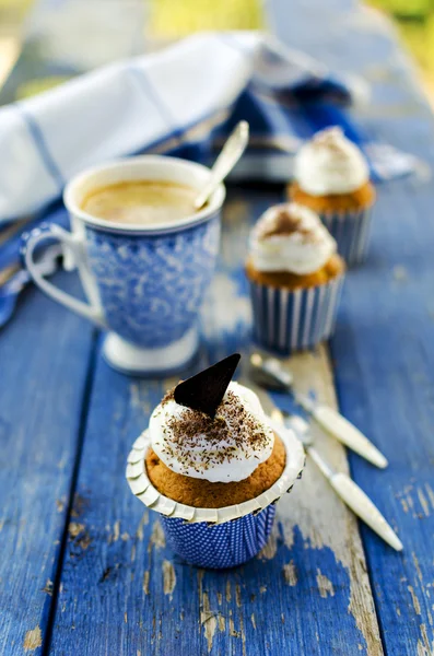 Cupcakes with marzipan and chocolate in marina style — Stock Photo, Image