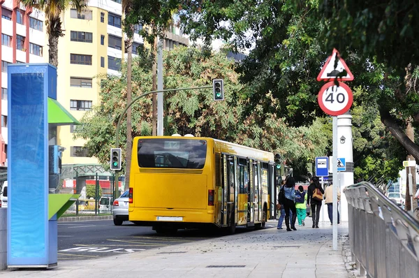 Bus in a city — Stock Photo, Image