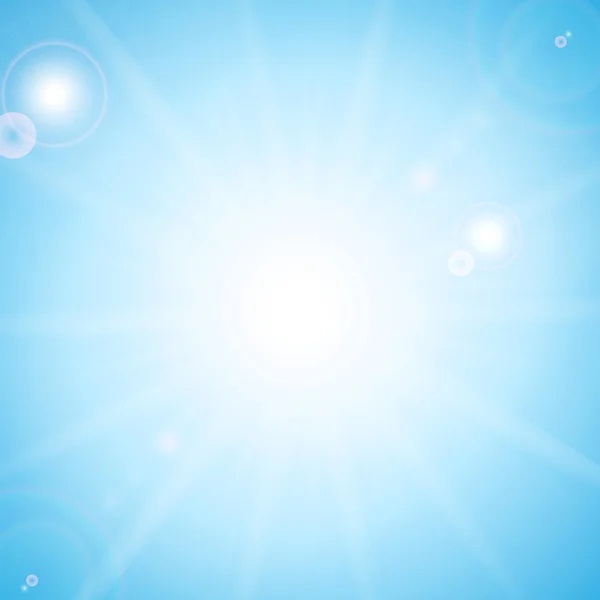 Sol y rayos de sol en el fondo del cielo azul — Vector de stock