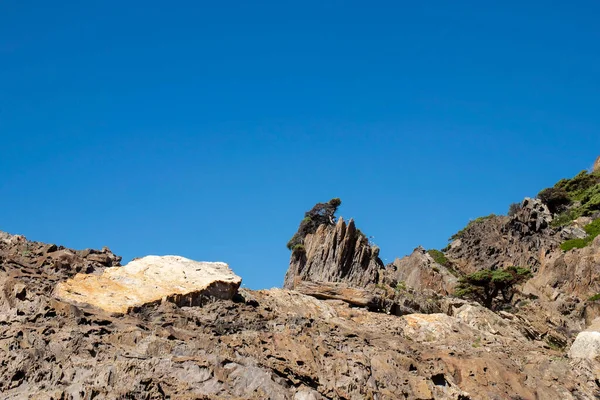 Güneşli Bir Yaz Gününde Cap Creus Kaya Oluşumu — Stok fotoğraf
