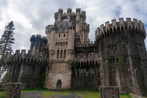 Façade Principale Château Butron Par Une Journée Nuageuse — Photo