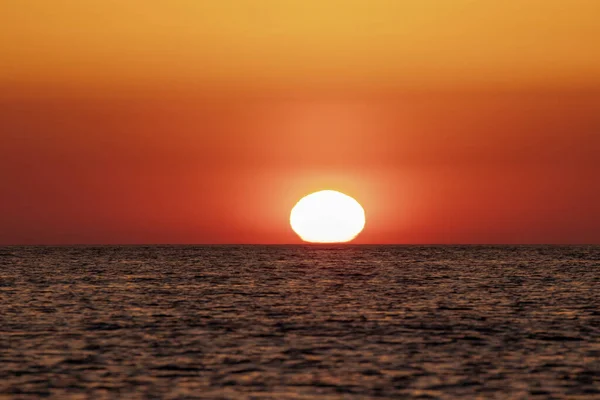 Sol Vid Soluppgången Medelhavet Sommardag — Stockfoto
