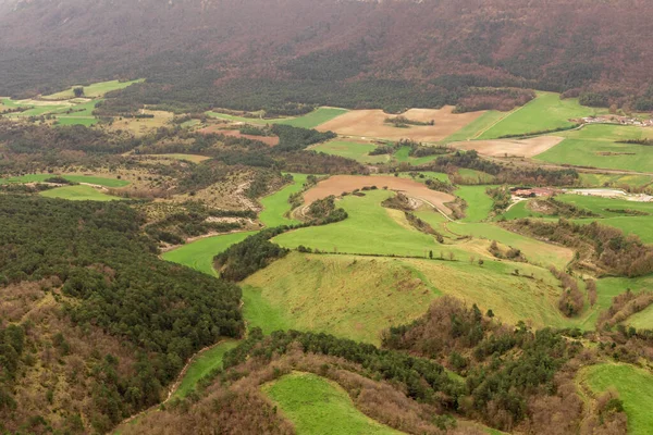 多云的一天 西班牙北部阿拉瓦的瓜尔坦戈山谷 — 图库照片