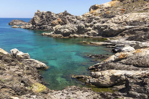 Rotsachtige Baai Bij Cap Creus Aan Costa Brava Noordelijke Spanje — Stockfoto