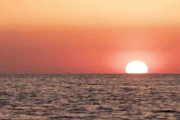 Sol Stiger Gryningen Över Medelhavet Costa Brava — Stockfoto