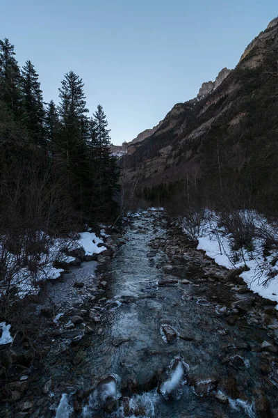 Rio Montanha Ordesa Parque Nacional Inverno — Fotografia de Stock