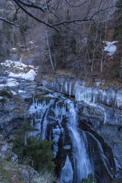 Cachoeira Ordesa Parque Nacional Nos Pirinéus Aragones Inverno — Fotografia de Stock