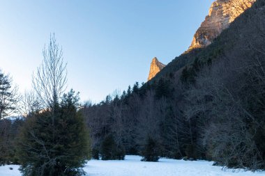 Kışın Ordesa Ulusal Parkı 'nda