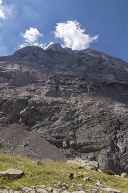 Pireneler 'deki Port Du Boucharo' da dağ manzarası