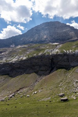 Pireneler 'deki Port Du Boucharo' da dağ manzarası