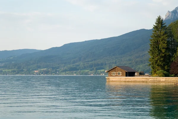 Haus am See — Stockfoto