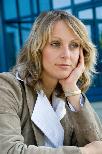 Portrait of beautiful girl — Stock Photo, Image