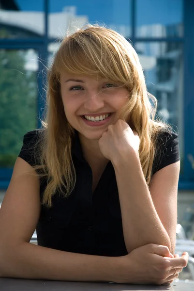 Portrait of beautiful girl — Stock Photo, Image