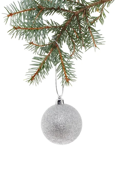 Silberne Weihnachtskugel — Stockfoto