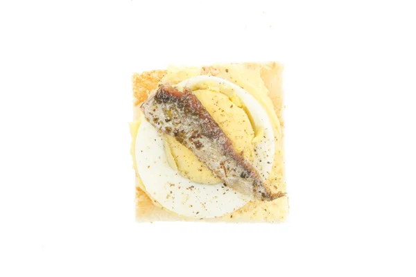 Canapé de huevo y anchoa — Foto de Stock