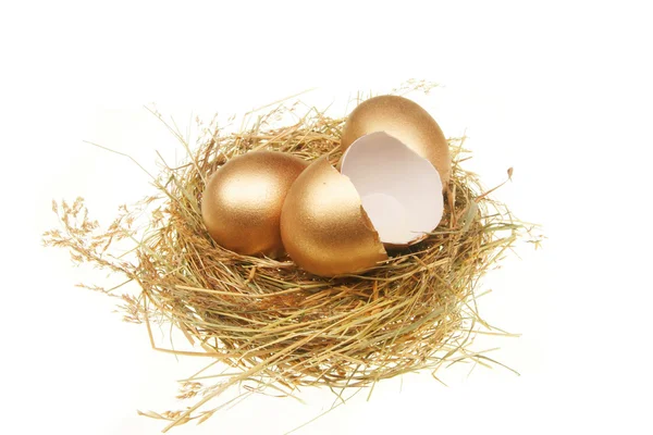 Egész és tört arany-tojás — Stock Fotó