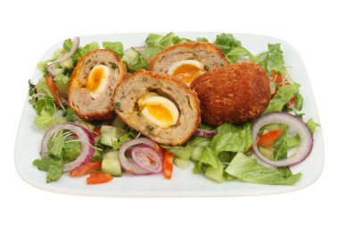 viski yumurta salatası ile