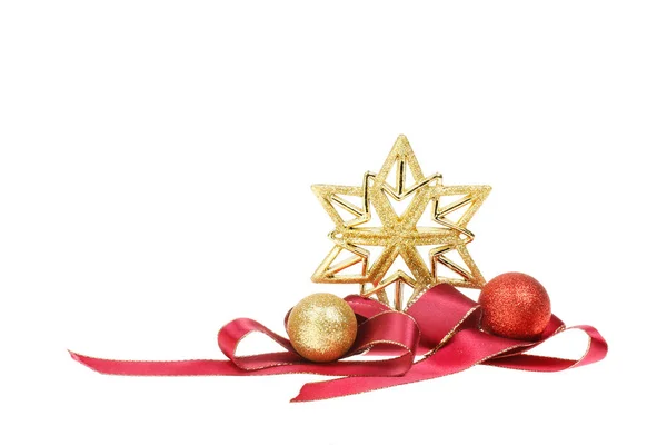 Kerstversiering Gouden Glitter Ster Met Lint Kerstballen Geïsoleerd Tegen Wit — Stockfoto
