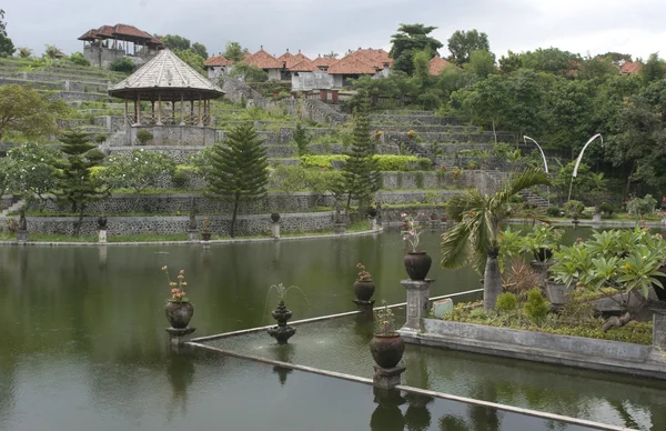 Bali 'deki su tapınağı