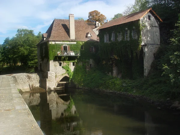 Schloss in der Provence — Stockfoto