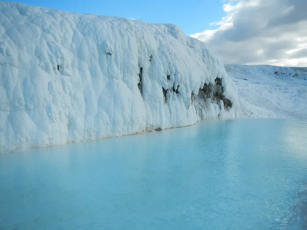 nautral havuzu & kalsiyum travertenleri pamukkale izliyoruz pamukkale Türkiye'de kuruldu.