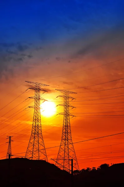 kontrast elektrik Kulesi