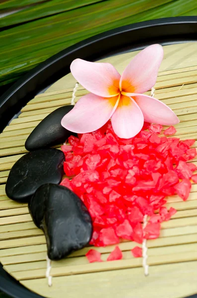 Pink plumeria and crystal — Stock Photo, Image