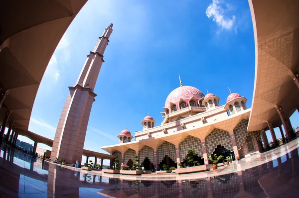 Masjid putra i putrajaya — Stockfoto