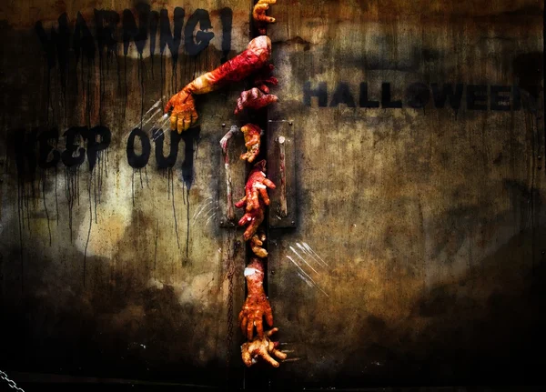 zombi elini kapıdan bazı halloween kavram için yararlı